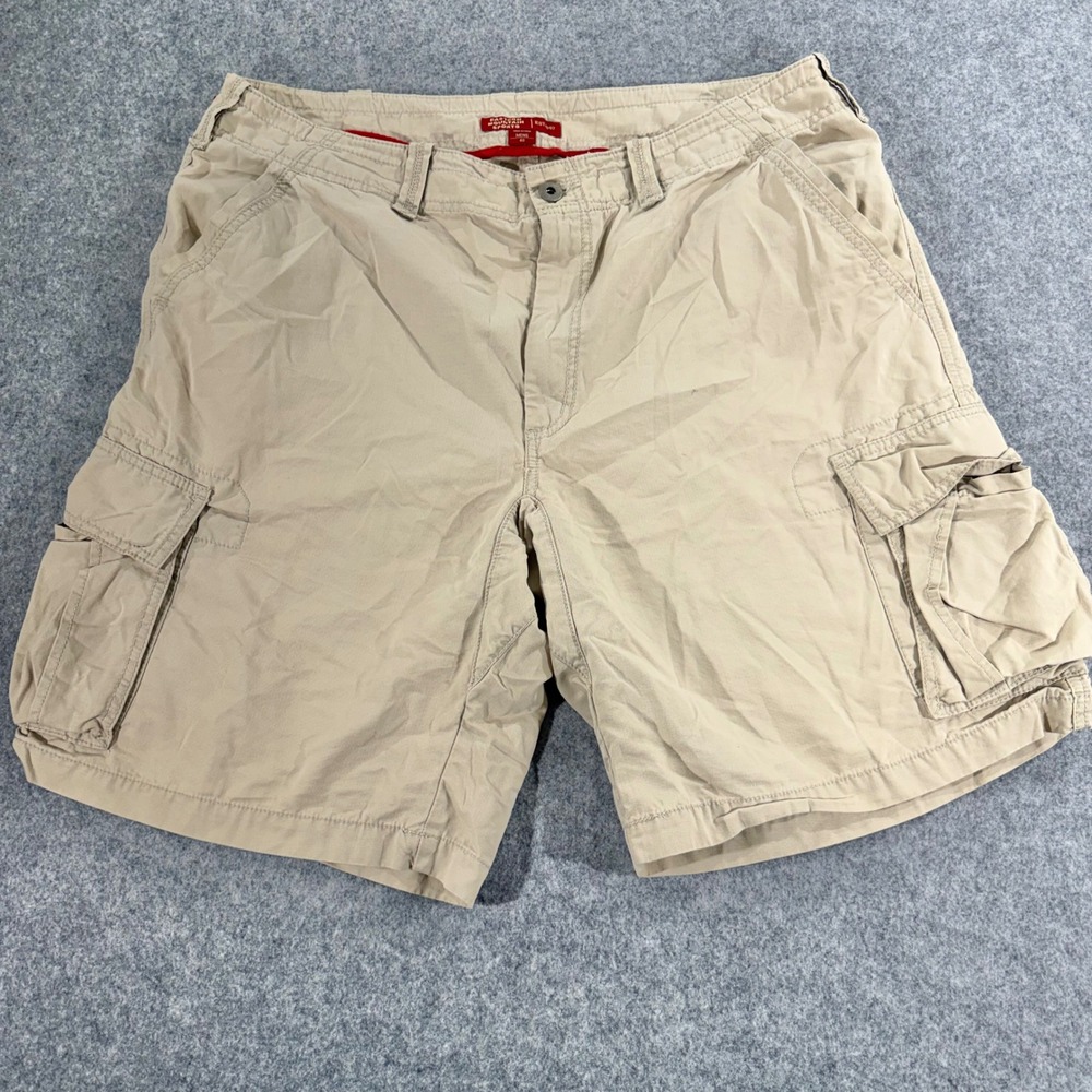 Eastern Mountain Sports Mens Tan Cargo Shorts Size 40 Hiking Outdoor Casual